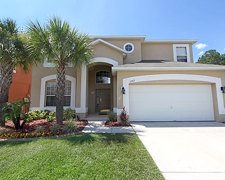 Top 7 Signs Your Sarasota Home Needs Professional House Washing